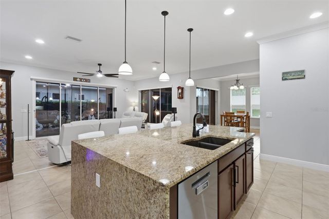 273 SILVER MAPLE ROAD, Groveland, FL 34736