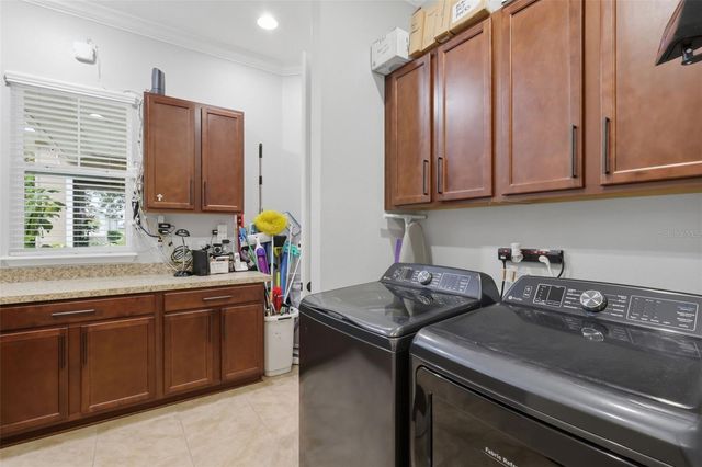 273 SILVER MAPLE ROAD, Groveland, FL 34736