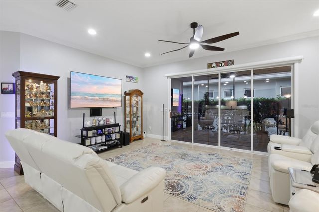273 SILVER MAPLE ROAD, Groveland, FL 34736