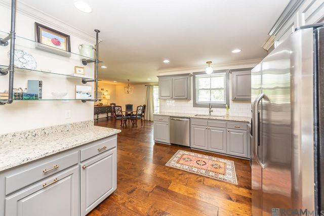 4068 Drusilla Dr, Baton Rouge, LA 70809