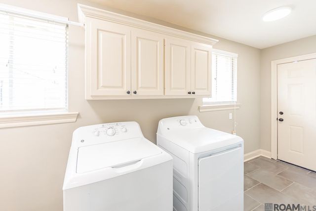 4068 Drusilla Dr, Baton Rouge, LA 70809