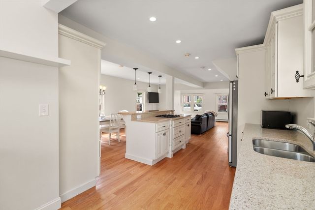 221 Winthrop St, Quincy, MA 02169