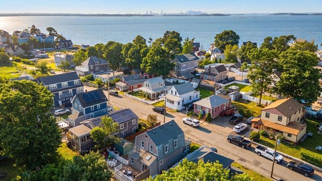 221 Winthrop St, Quincy, MA 02169
