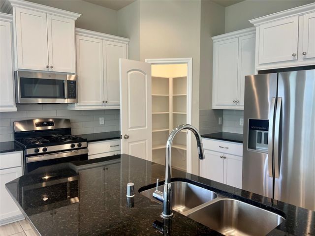 5255 Prairie Terrace Lane, Fulshear, TX 77441