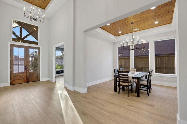 18 Waterford Way, Montgomery, TX 77256