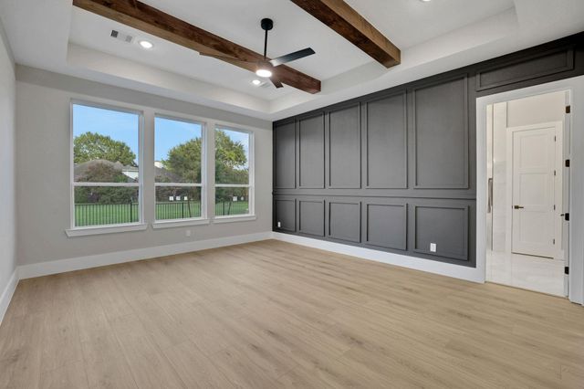 18 Waterford Way, Montgomery, TX 77256