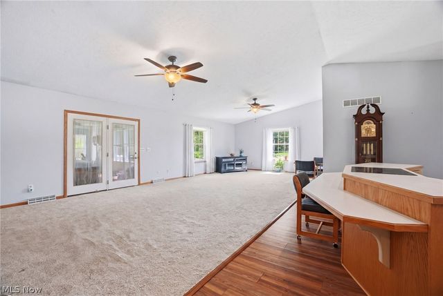 7288 Fieldstone Avenue, Conneaut, OH 44030