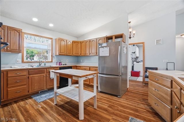 7288 Fieldstone Avenue, Conneaut, OH 44030