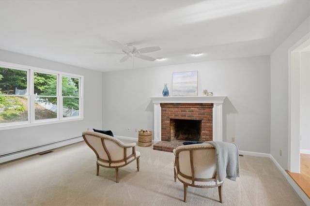 22 Wachusett Cir, Shrewsbury, MA 01545