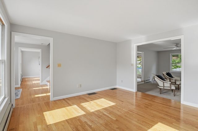 22 Wachusett Cir, Shrewsbury, MA 01545