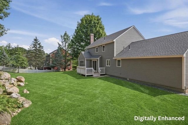 22 Wachusett Cir, Shrewsbury, MA 01545