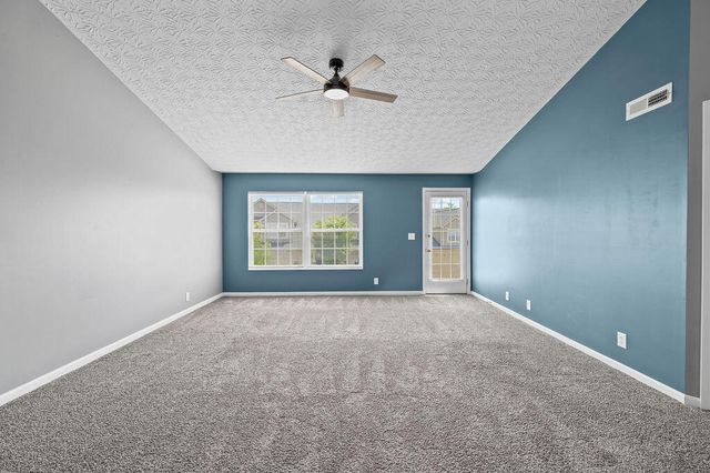 700 Monterey Lane, 300, Cold Spring, KY 41076