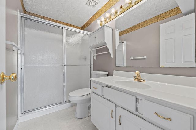 700 Monterey Lane, 300, Cold Spring, KY 41076
