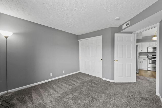 700 Monterey Lane, 300, Cold Spring, KY 41076