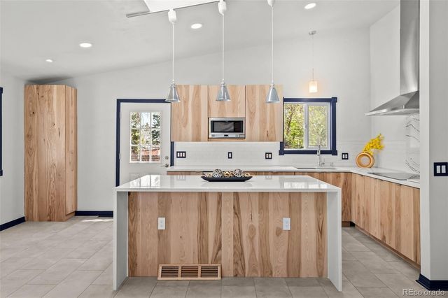 8866 Estes Street, Broomfield, CO 80021