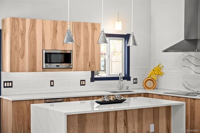 8866 Estes Street, Broomfield, CO 80021