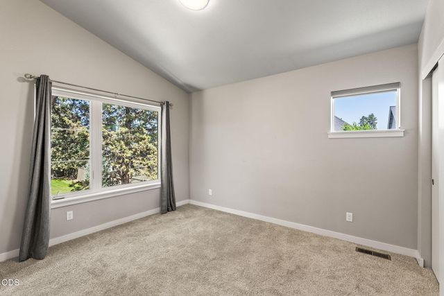 61547 SE Lincoln Lane, Bend, OR 97702