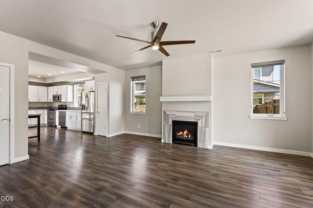 61547 SE Lincoln Lane, Bend, OR 97702