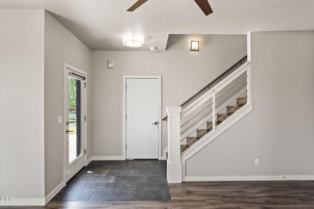 61547 SE Lincoln Lane, Bend, OR 97702