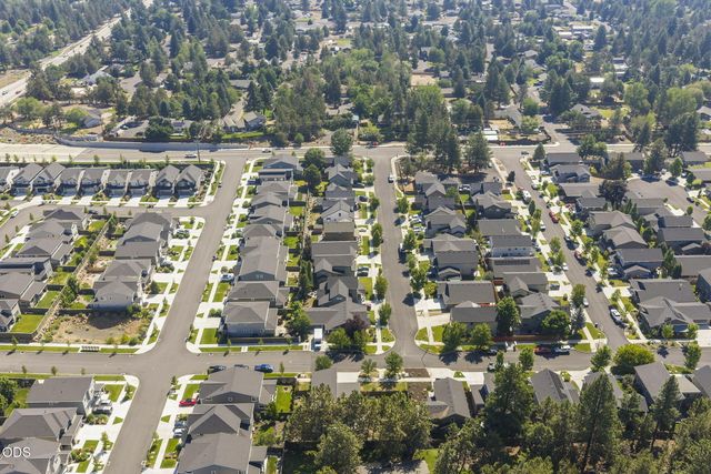 61547 SE Lincoln Lane, Bend, OR 97702