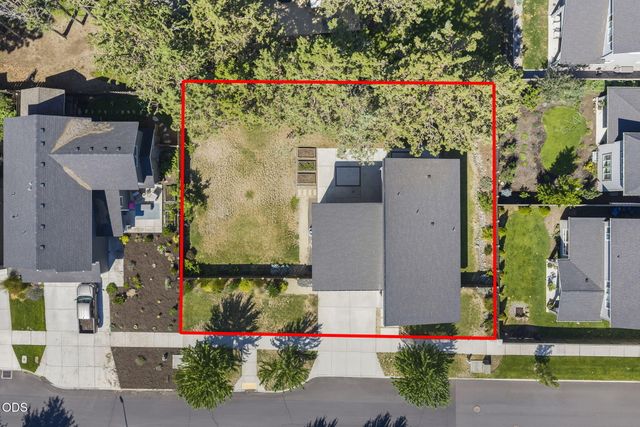 61547 SE Lincoln Lane, Bend, OR 97702