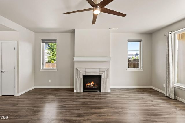 61547 SE Lincoln Lane, Bend, OR 97702