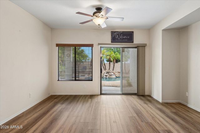 4533 E GLENEAGLE Drive, Chandler, AZ 85249