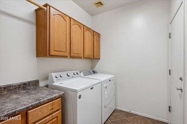 4533 E GLENEAGLE Drive, Chandler, AZ 85249
