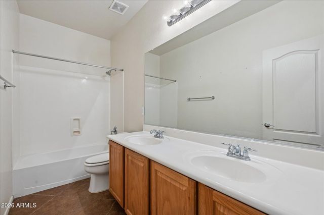 4533 E GLENEAGLE Drive, Chandler, AZ 85249
