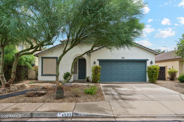 4533 E GLENEAGLE Drive, Chandler, AZ 85249