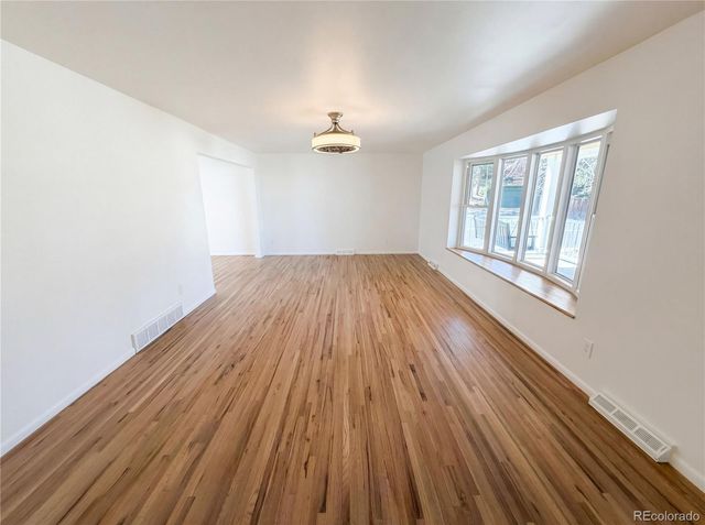 1760 S Oneida Street, Denver, CO 80224