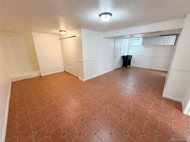 1760 S Oneida Street, Denver, CO 80224