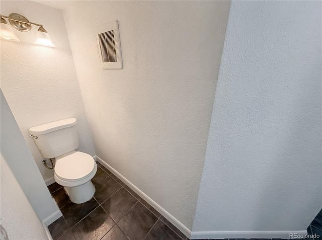 1760 S Oneida Street, Denver, CO 80224