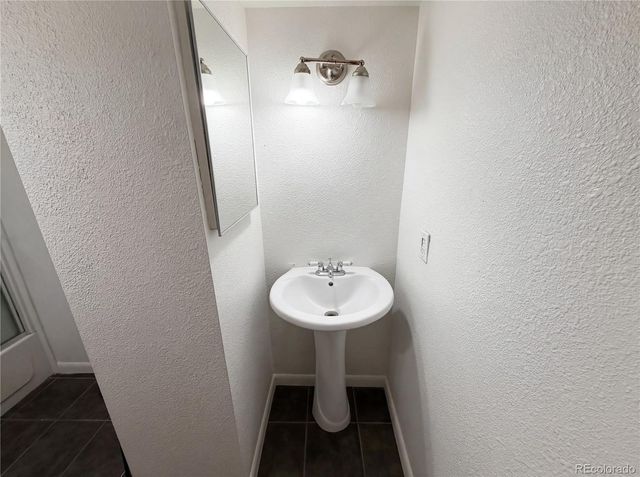 1760 S Oneida Street, Denver, CO 80224