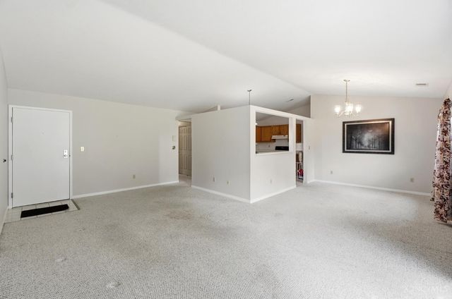 8753 Carrousel Park Cir, Colerain Twp, OH 45251