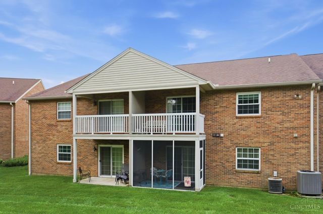 8753 Carrousel Park Cir, Colerain Twp, OH 45251