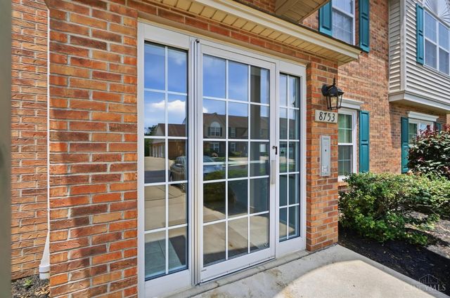 8753 Carrousel Park Cir, Colerain Twp, OH 45251