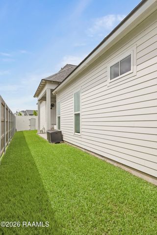 339 Bozeman Trail, Scott, LA 70583