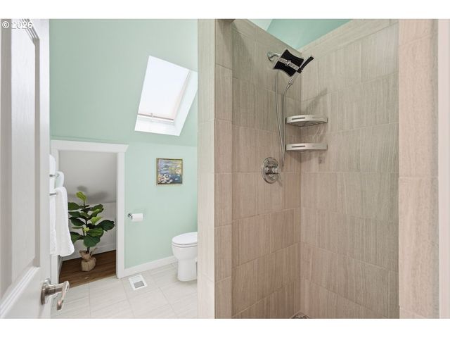 914 Ne 92ND Ave, Portland, OR 97220
