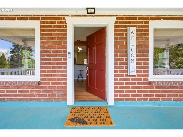 914 Ne 92ND Ave, Portland, OR 97220