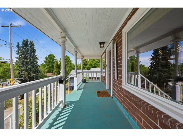 914 Ne 92ND Ave, Portland, OR 97220