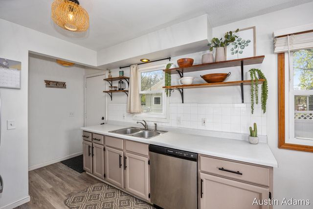 1534 Mason Street NE, Grand Rapids, MI 49503