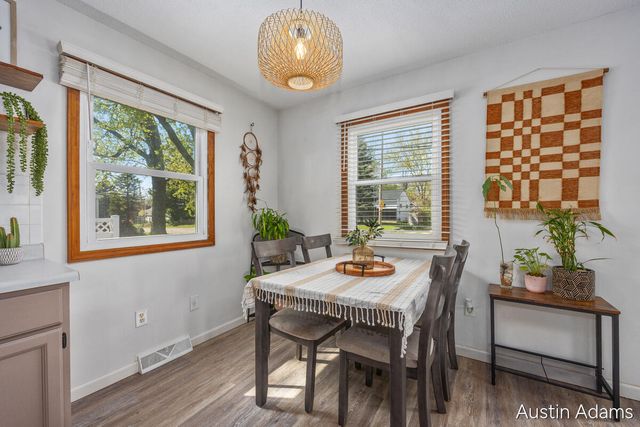 1534 Mason Street NE, Grand Rapids, MI 49503
