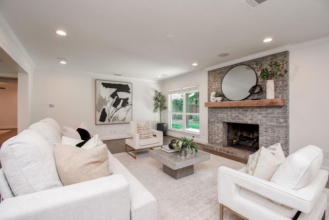 13827 Kimberley Lane, Houston, TX 77079