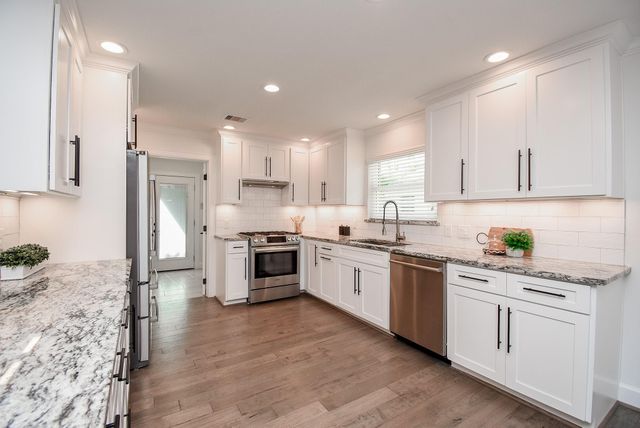 13827 Kimberley Lane, Houston, TX 77079