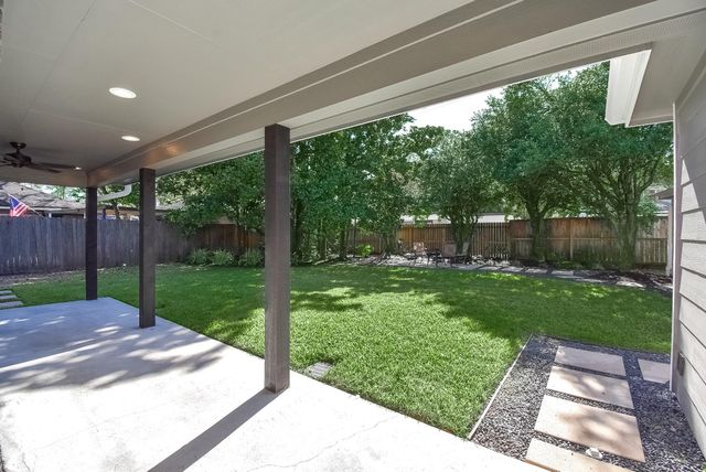 13827 Kimberley Lane, Houston, TX 77079