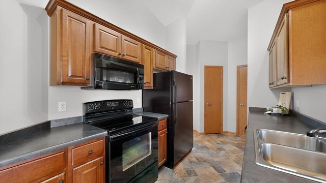 4320 Daffodil Avenue SE, Rochester, MN 55904