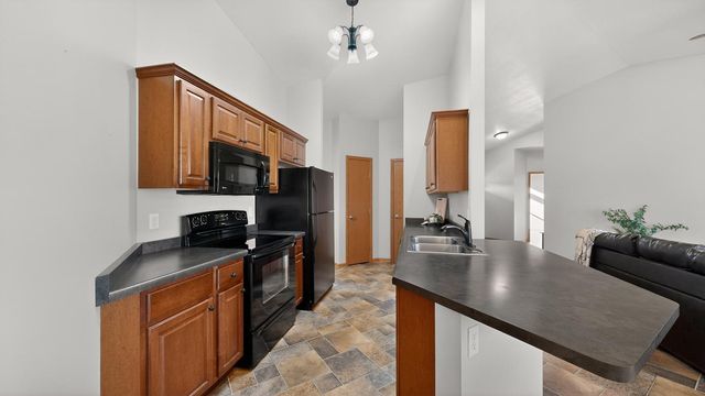 4320 Daffodil Avenue SE, Rochester, MN 55904