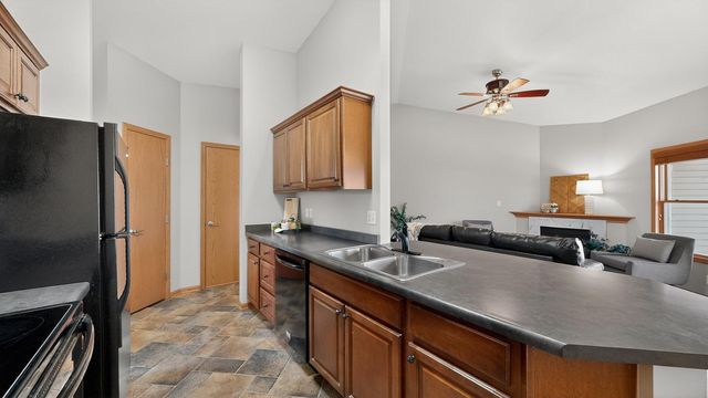 4320 Daffodil Avenue SE, Rochester, MN 55904