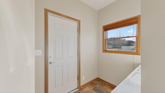 4320 Daffodil Avenue SE, Rochester, MN 55904